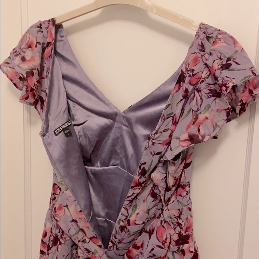 EXPRESS | Spring Flower Dress - Picture 3 of 4